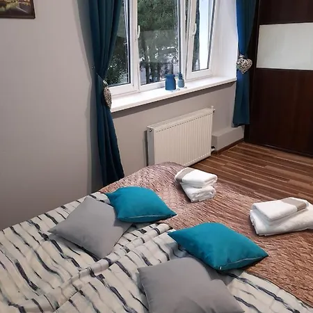 Mieszkanie Z Widokiem Na Park -cieplice Slaskie Zdroj Apartmán