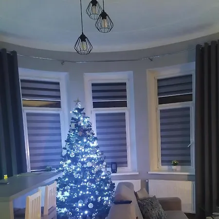 Apartmán Mieszkanie Z Widokiem Na Park -cieplice Slaskie Zdroj *