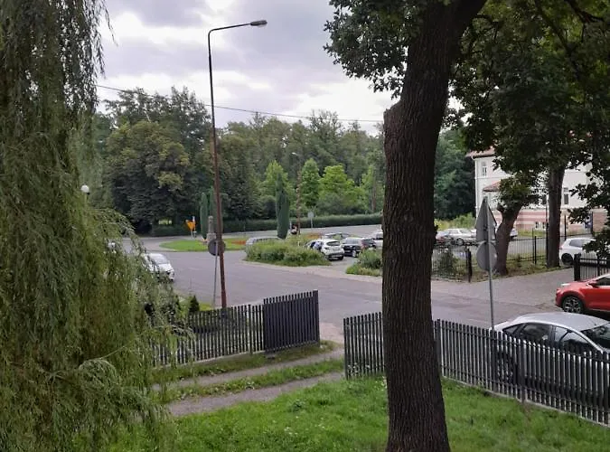 Mieszkanie Z Widokiem Na Park -cieplice Slaskie Zdroj Jelenia Góra